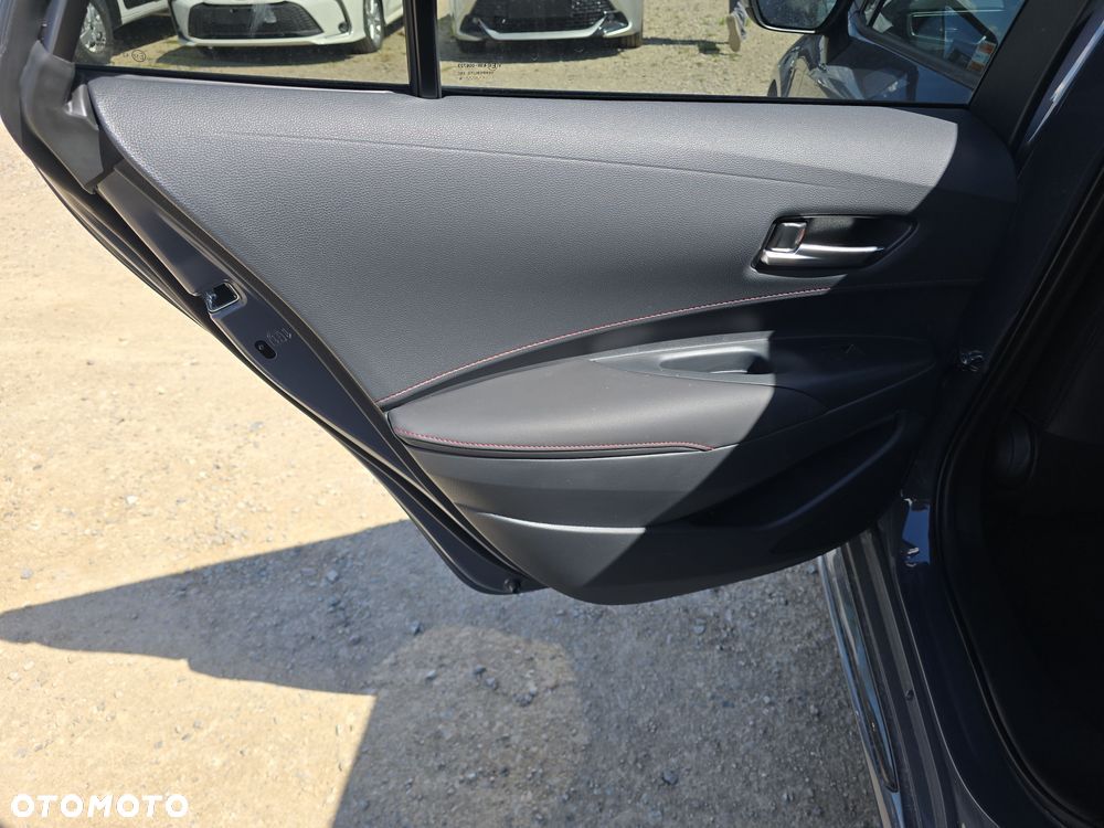 Toyota Corolla 2.0 Hybrid GR Sport - 12