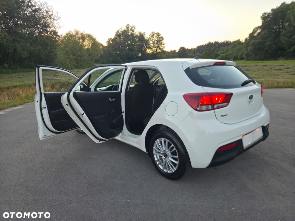 Kia Rio 1.2 Edition 7 - 21