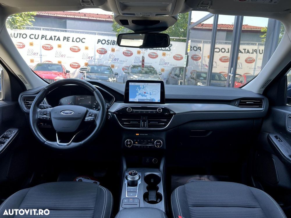 Ford Kuga - 8