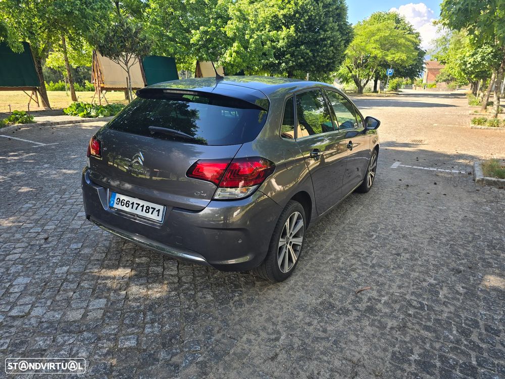 Citroën C4 1.2 PureTech Shine EAT6 - 7