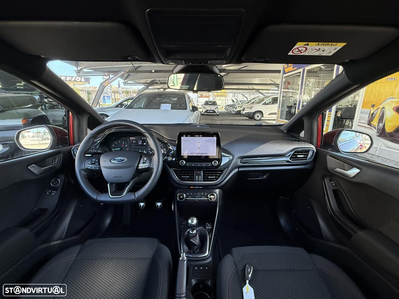 Ford Fiesta 1.0 EcoBoost ST-Line - 32