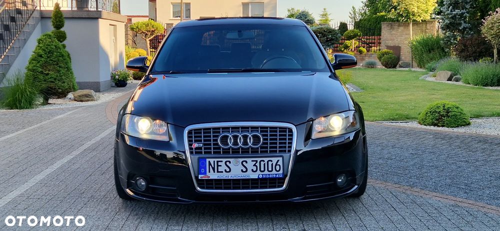 Audi S3 2.0T FSI Quattro - 1