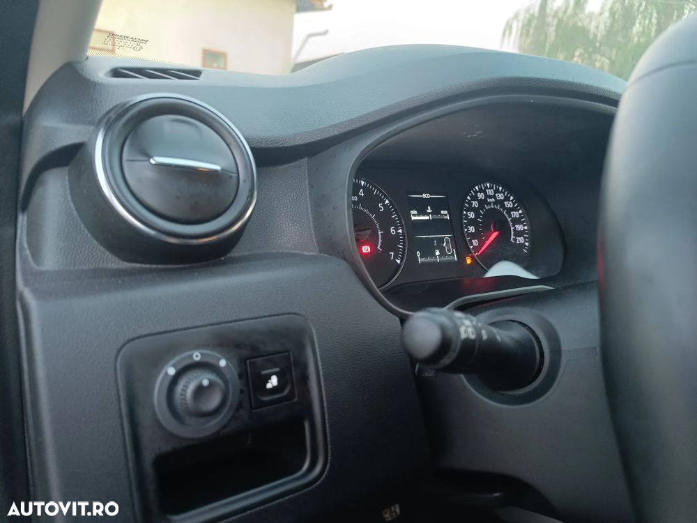 Dacia Duster TCe 150 2WD GPF Sondermodell Adventure - 11