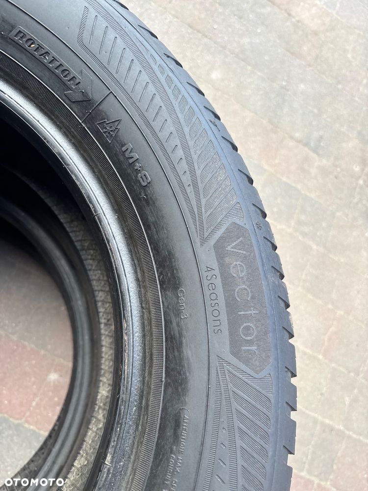 2x Opony Wielosezon 205/60/15 GoodYear Vector 4Seasons 22r - 7