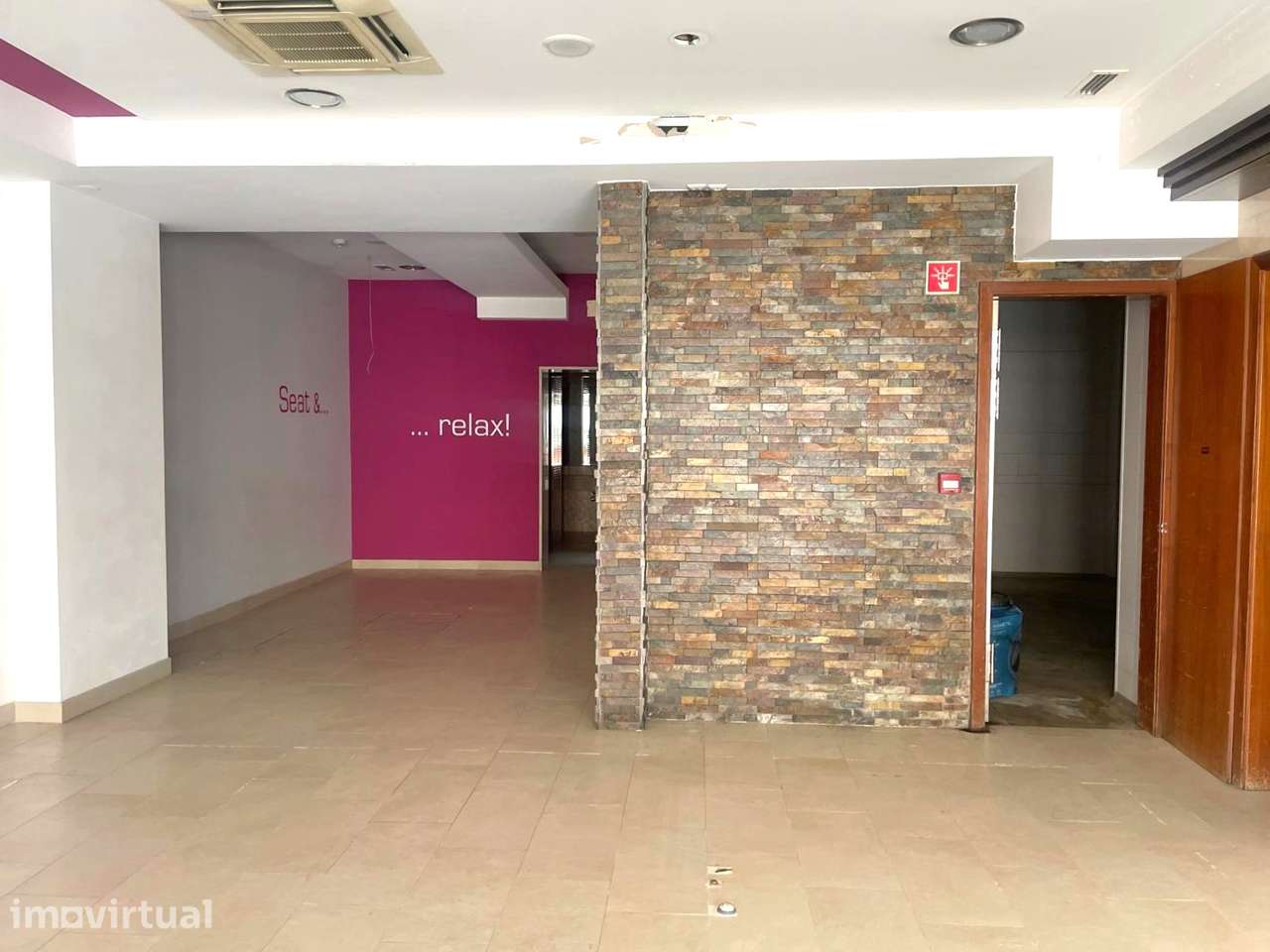 BARREIRO  - Loja com 160m2 - Grande imagem: 3/11