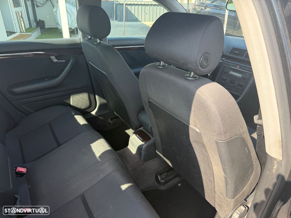 Audi A4 1.9 TDI m5 - 17