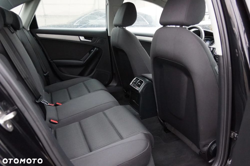 Audi A4 Limousine 2.0 TDI DPF quattro Attraction - 28