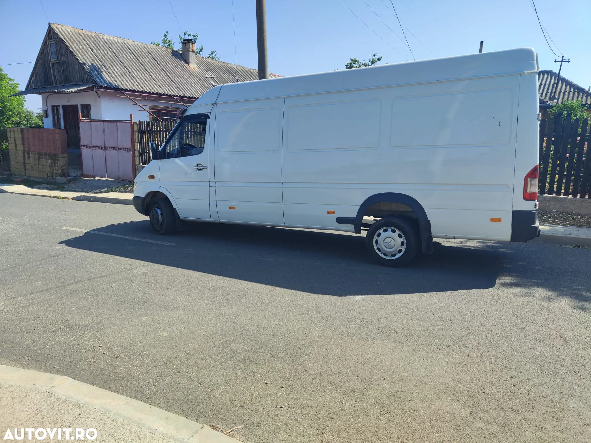 Mercedes-Benz Sprinter - 3