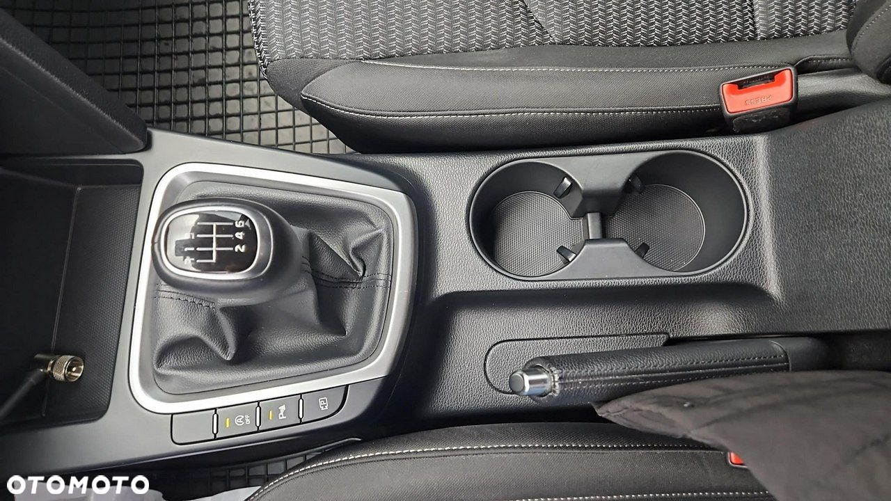 Kia Ceed 1.5 T-GDI M - 18
