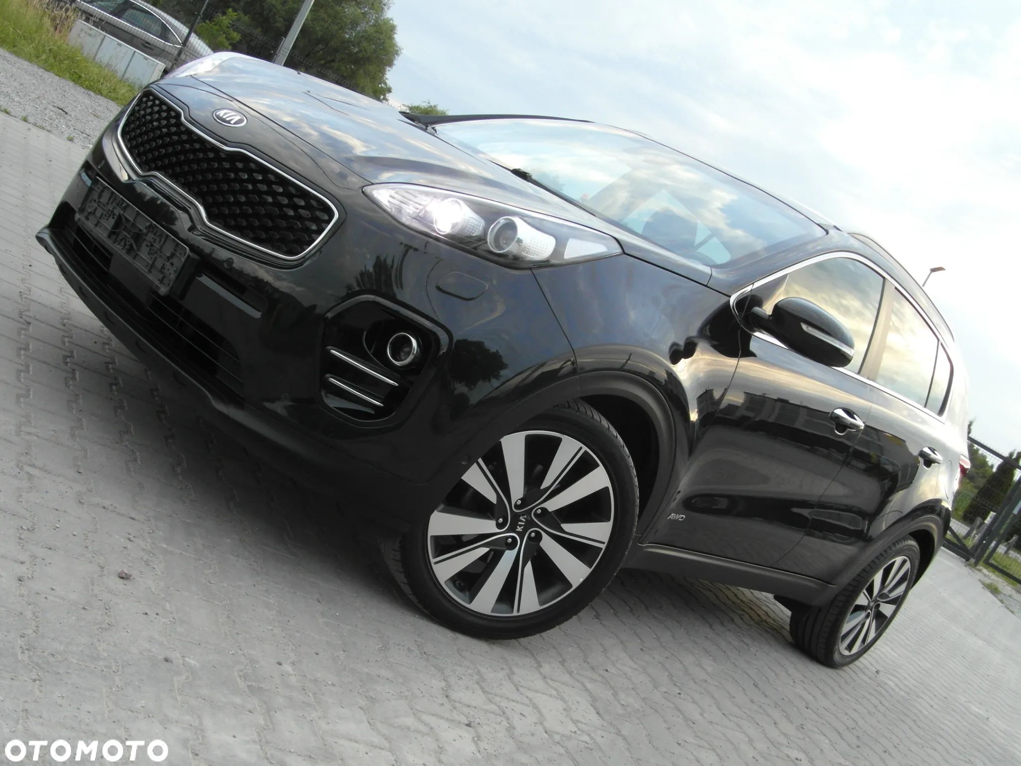 Kia Sportage 2.0 CRDI 4WD Automatik Vision - 1