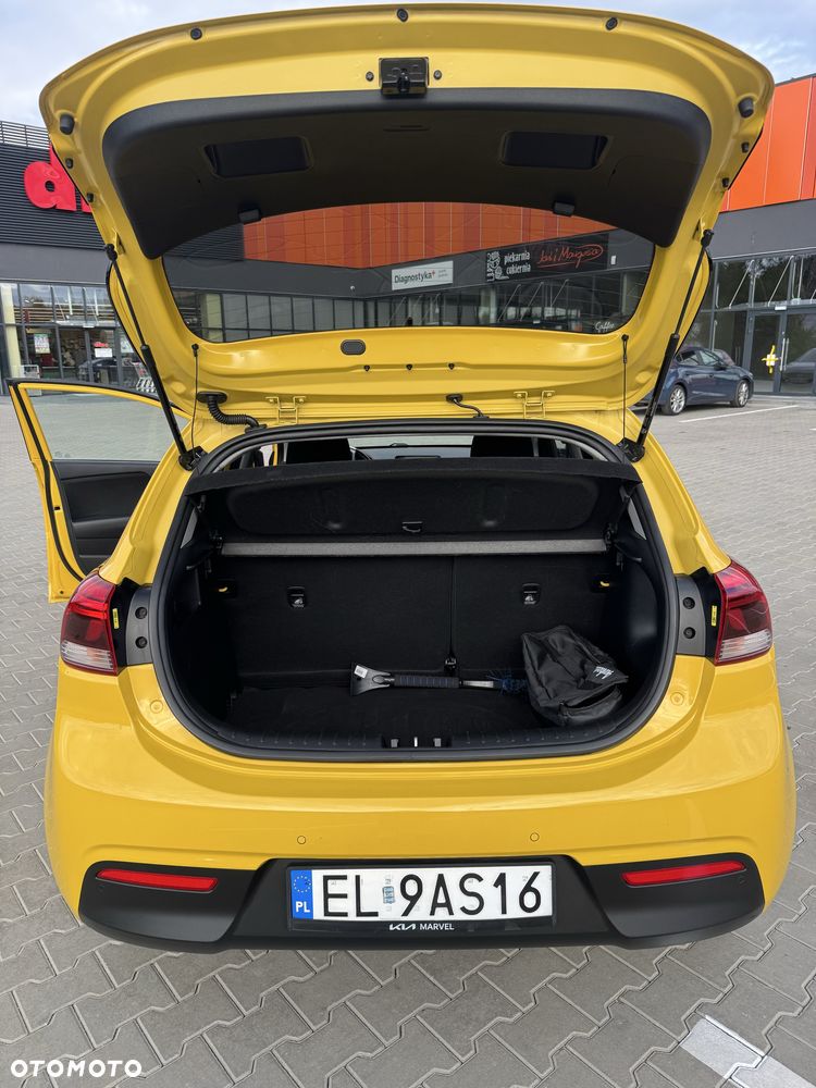 Kia Rio - 5