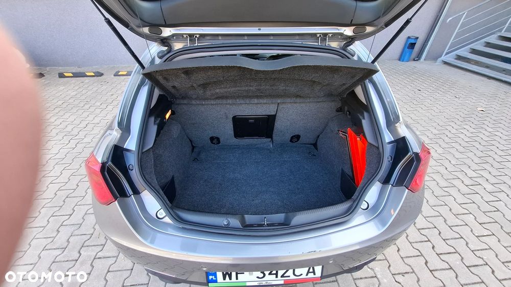 Alfa Romeo Giulietta 2.0 JTDM 16V Turismo - 30