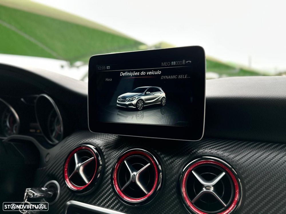 Mercedes-Benz A 45 AMG 4-Matic - 14