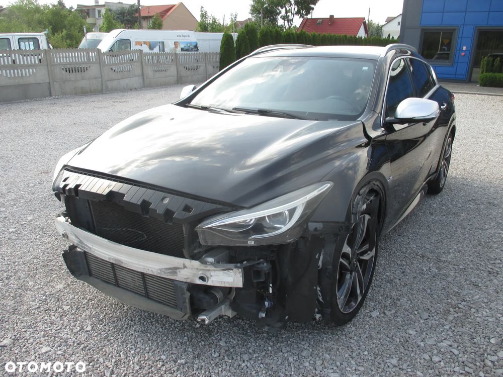 Infiniti Q30 2.2d DCT AWD Sport City Black