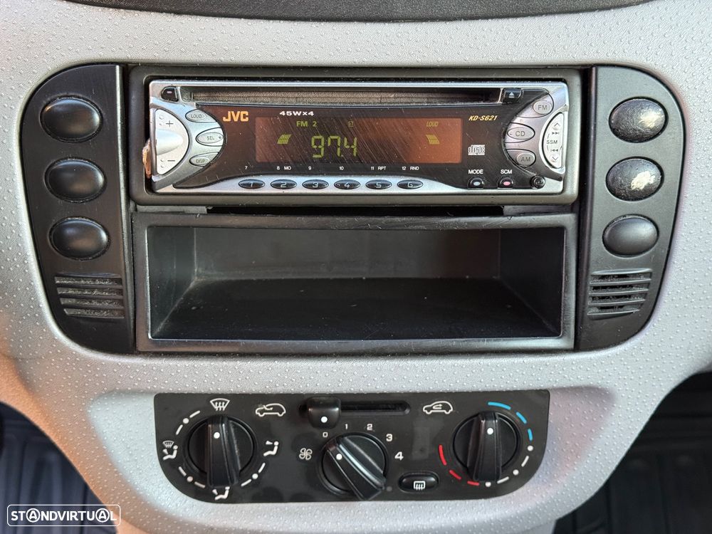 Citroën C3 1.1 SX - 19