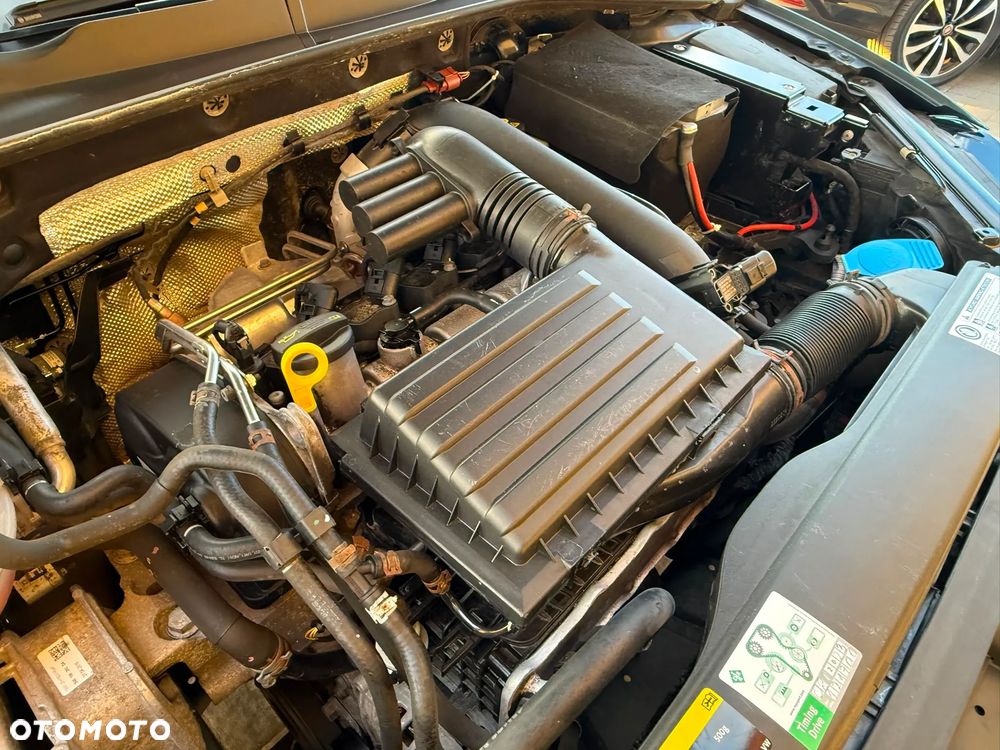 Volkswagen Golf 1.2 TSI BMT Trendline - 24