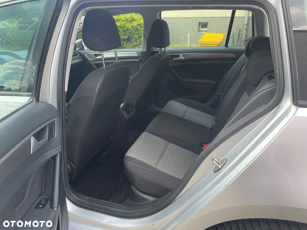 Volkswagen Golf 1.6 TDI BMT Comfortline - 32