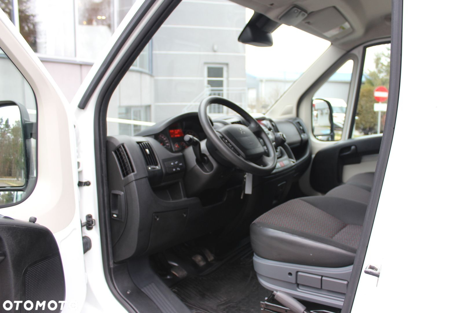 Peugeot Boxer - 2