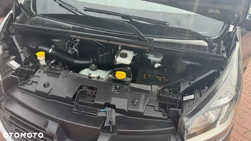 Renault Trafic - 9
