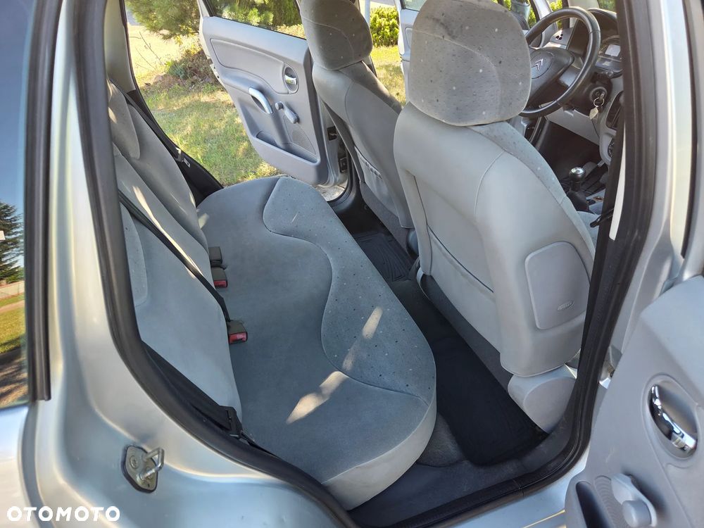 Citroën C3 1.1i X - 9