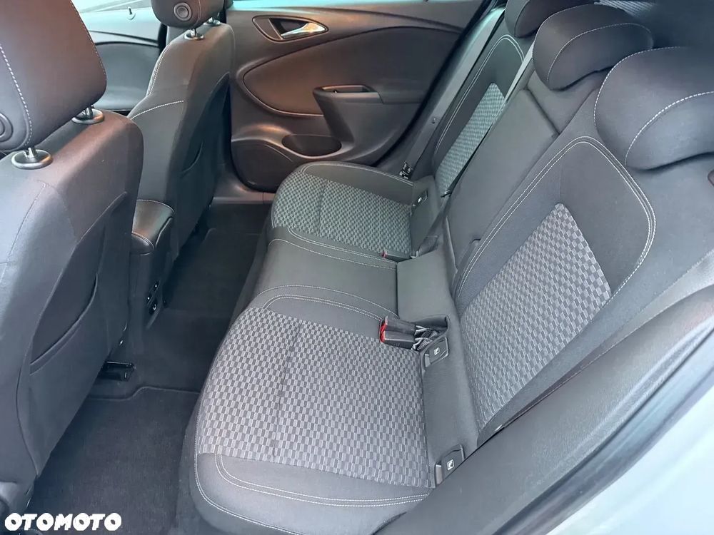 Opel Astra 1.4 Turbo Active - 12