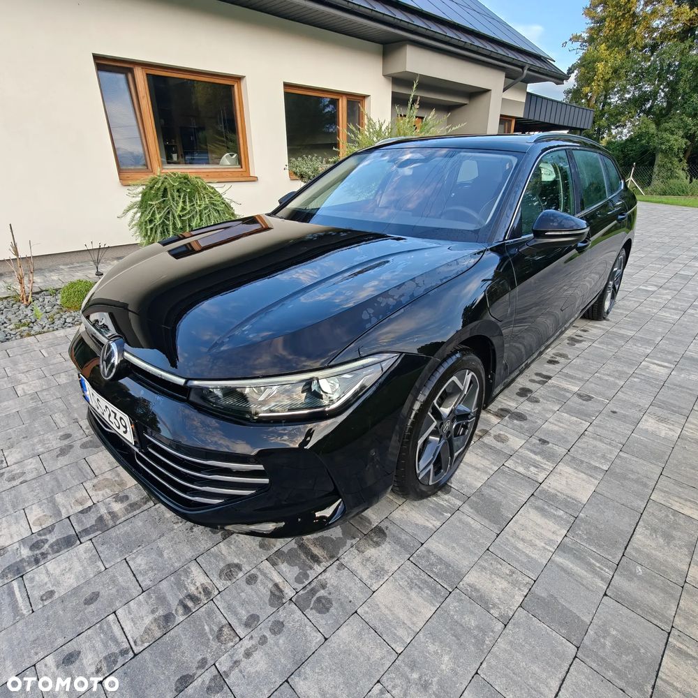 Volkswagen Passat - 2