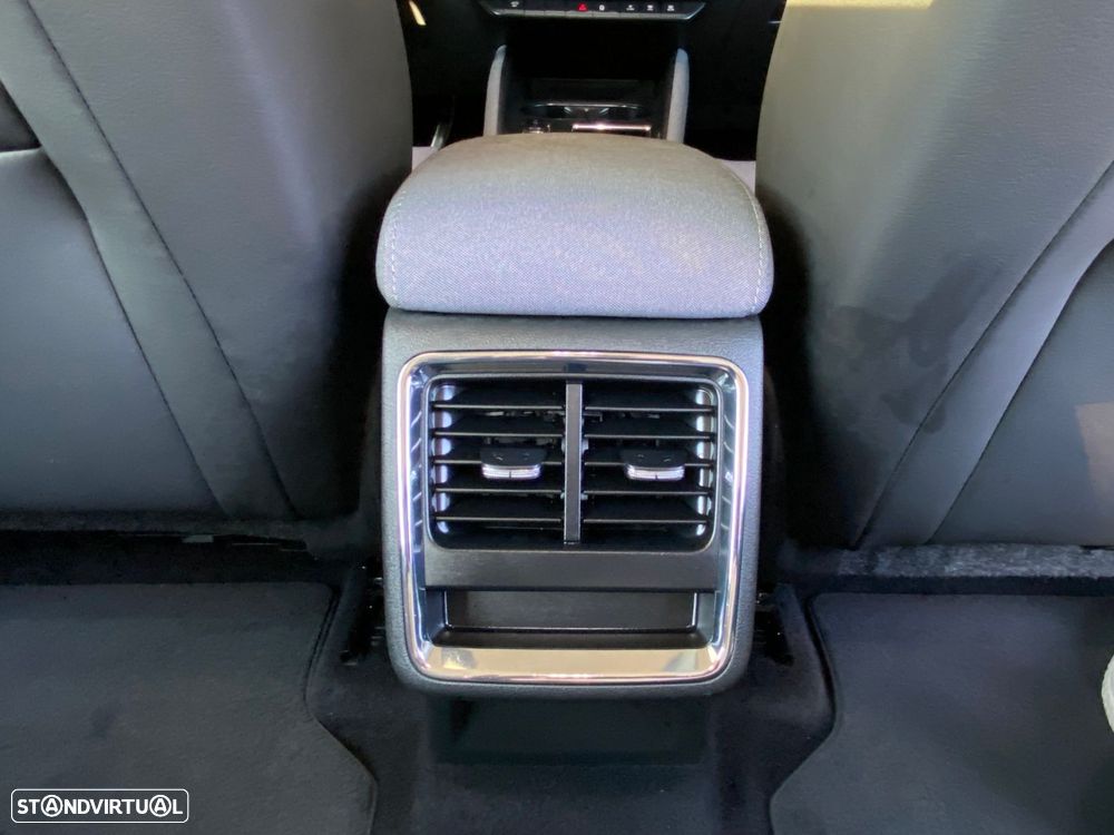Skoda Enyaq iV 60 - 23