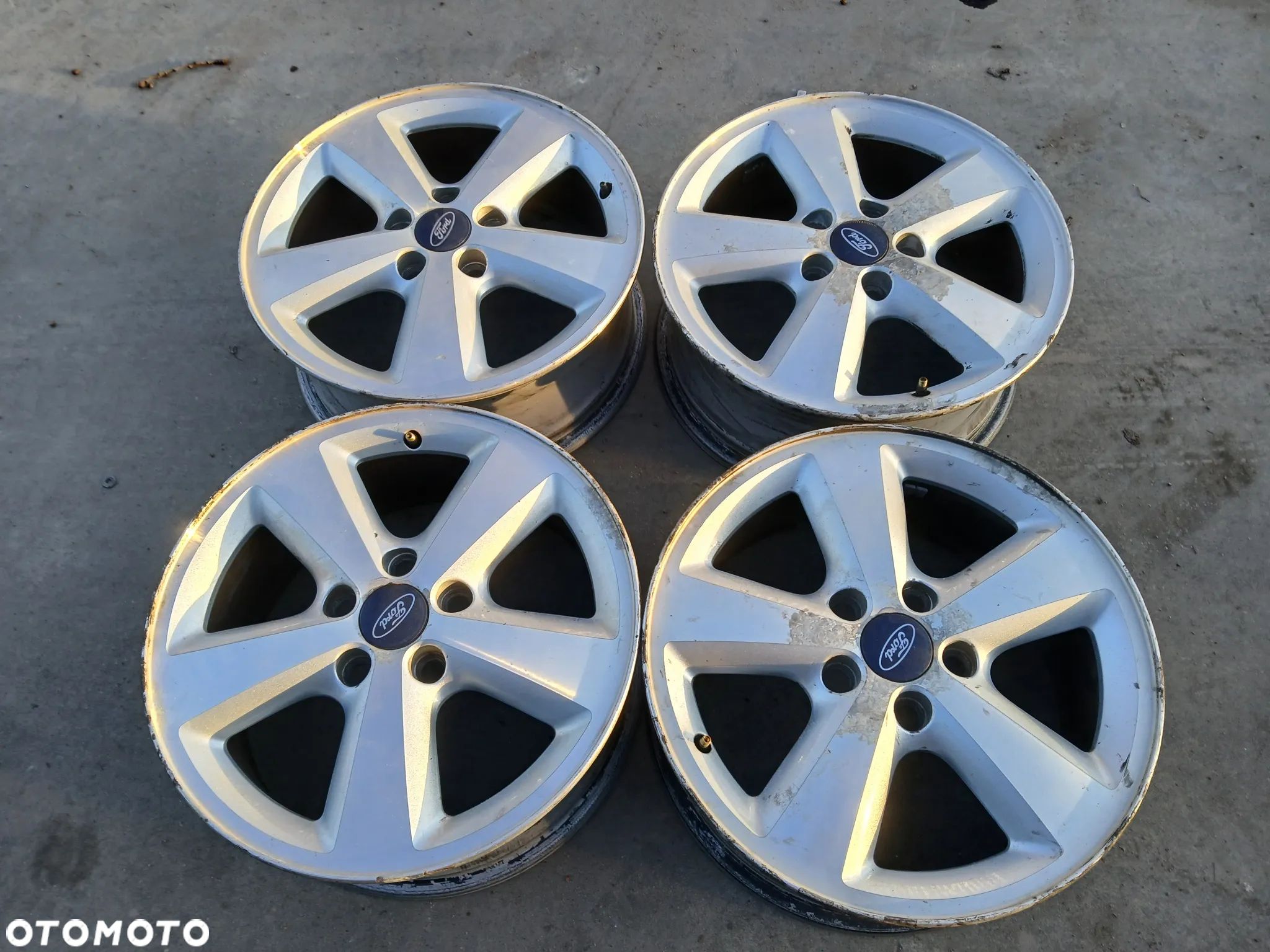 FELGI ALUMINIOWE ALUFELGI 4M51-FB 5X108 16 CALI 6,5J ET 52,5 FORD FOCUS MK2 C-MAX MONDEO RADOM - 1