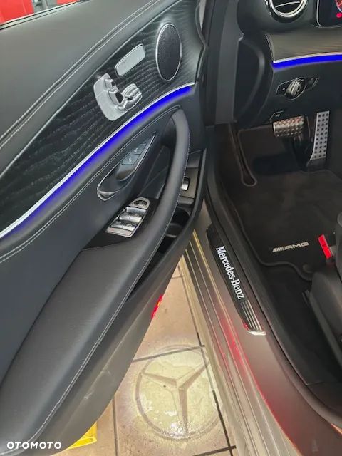 Mercedes-Benz Klasa E 220 d 4-Matic Business Edition - 9