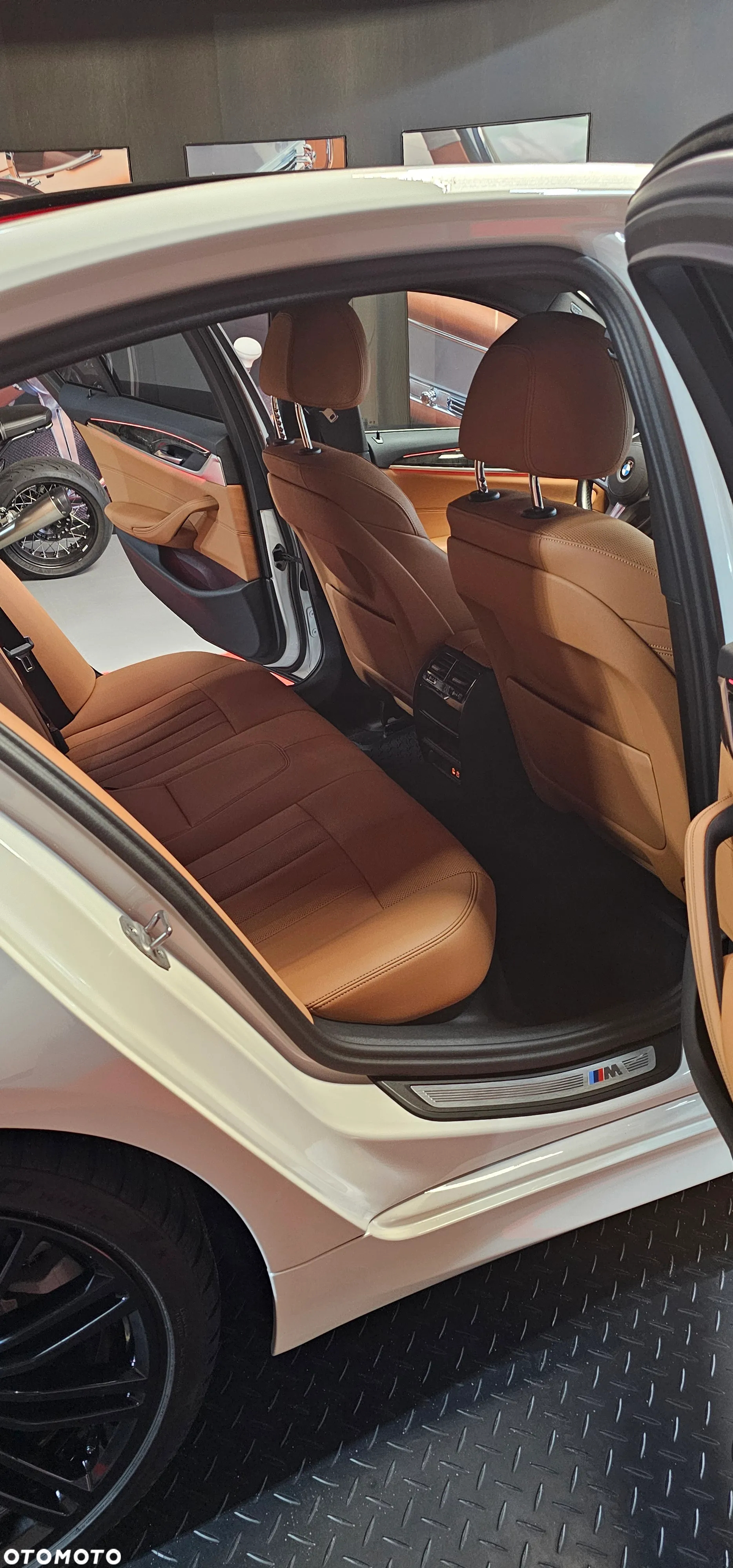 BMW Seria 5 - 23