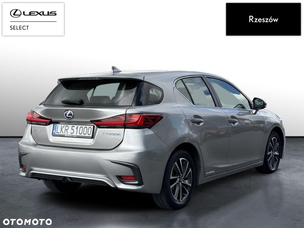 Lexus CT - 5