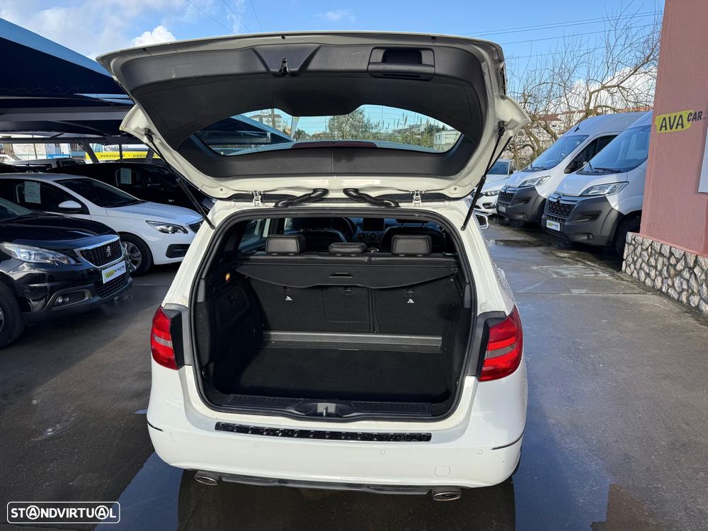 Mercedes-Benz B 180 CDI BlueEFFICIENCY Aut. - 13