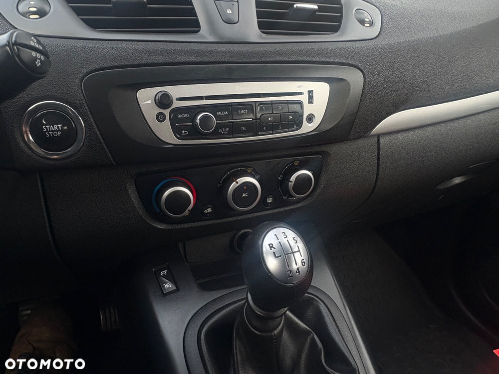 Renault Scenic 1.6 16V 110 TomTom Edition - 8