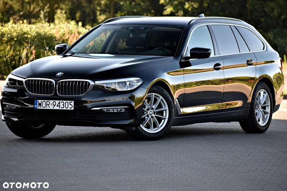 BMW Seria 5 520i - 4