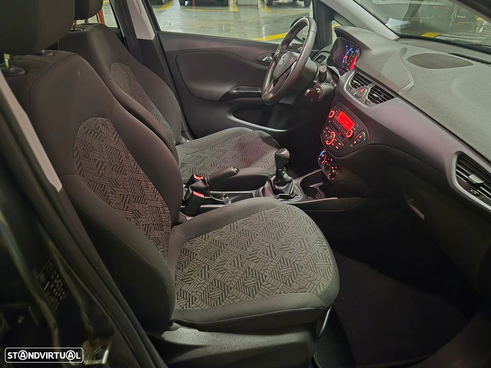 Opel Corsa 1.2 Enjoy - 35