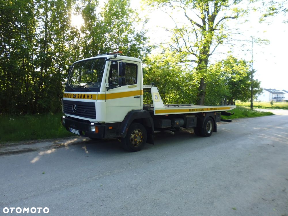 Mercedes-Benz 814 - 2