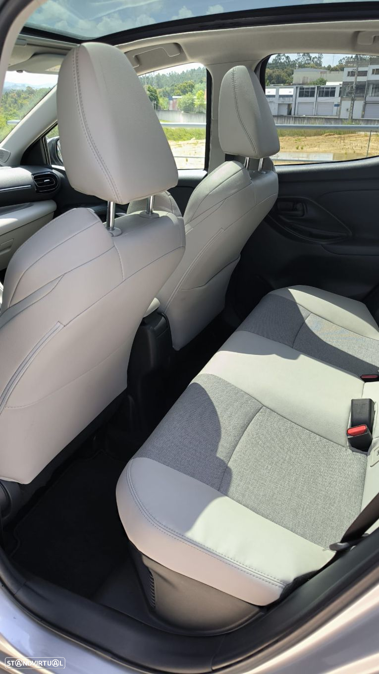 Toyota Yaris - 14