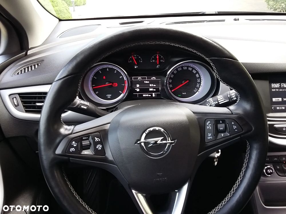 Opel Astra 1.4 Turbo Color Edition - 22