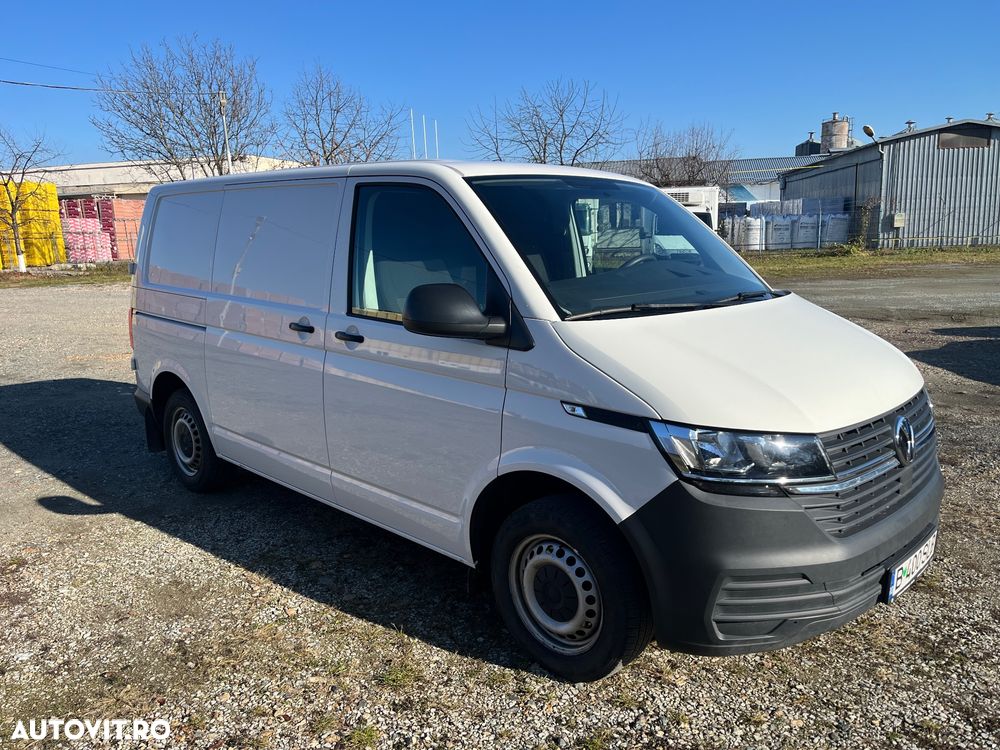 Volkswagen Transporter - 2