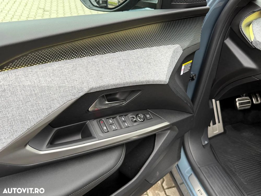 Peugeot 3008 1.2 Hybrid 145 e-DCS6 GT - 9