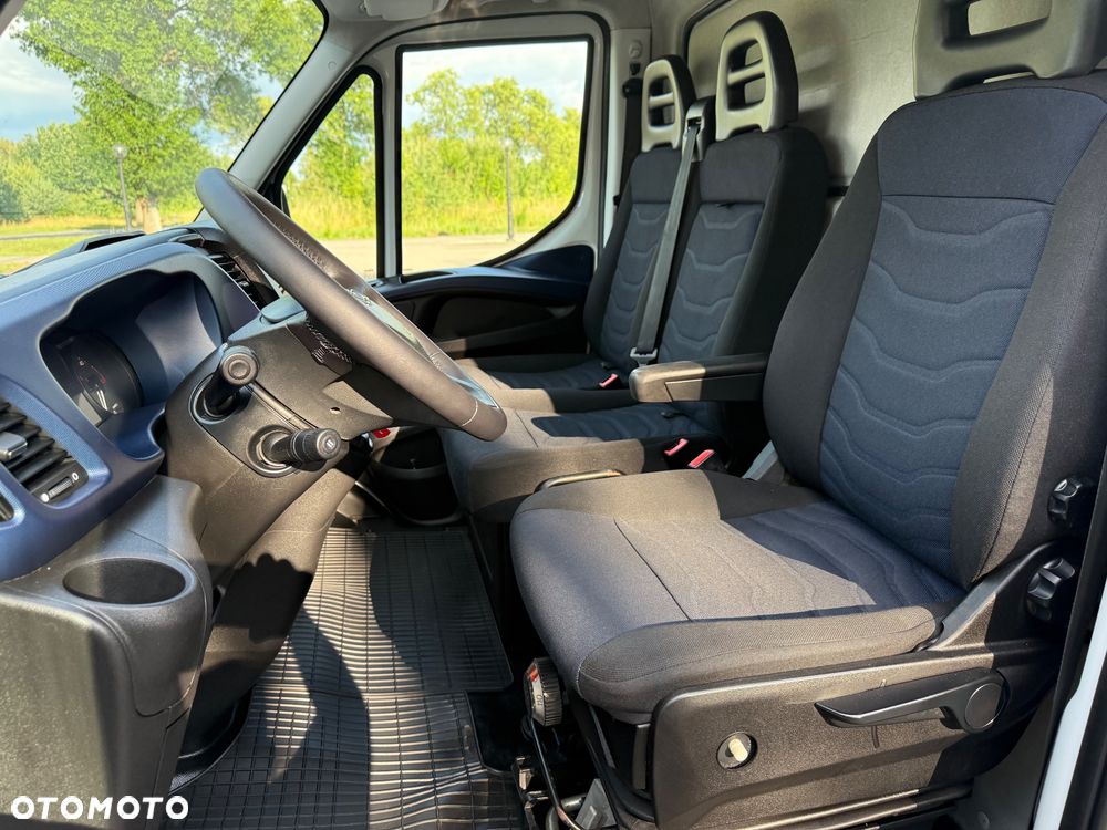 Iveco DAILY 35S15 - 21