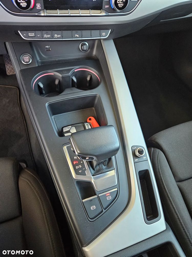 Audi A4 40 TDI Quattro Advanced S tronic - 23