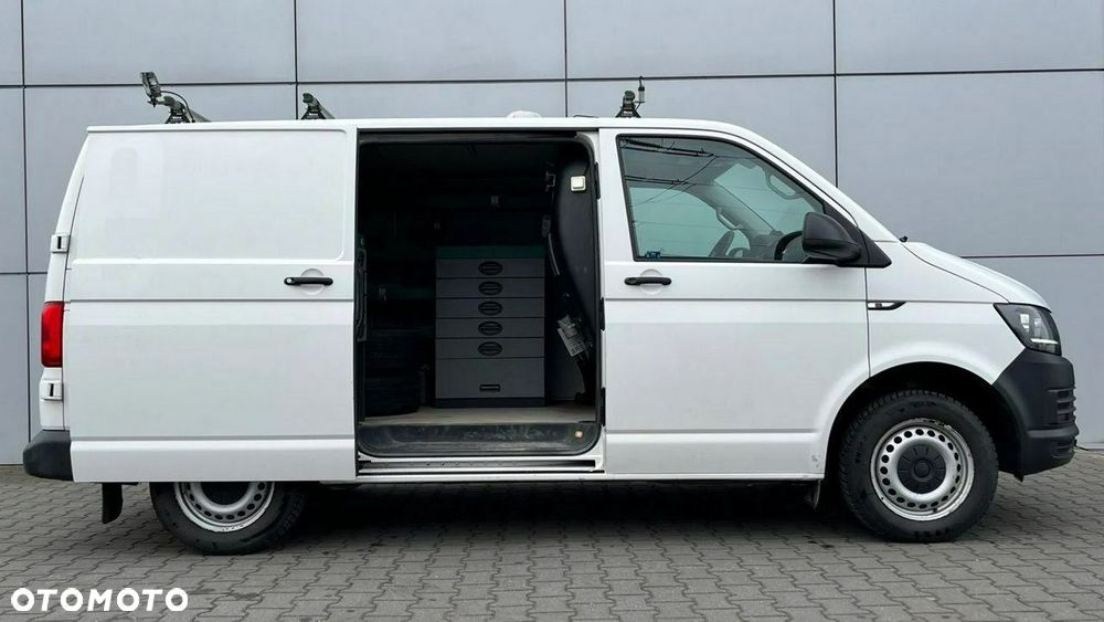 Volkswagen Transporter - 8
