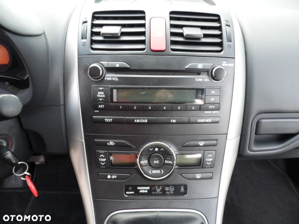 Toyota Auris 1.33 VVT-i Edition - 15