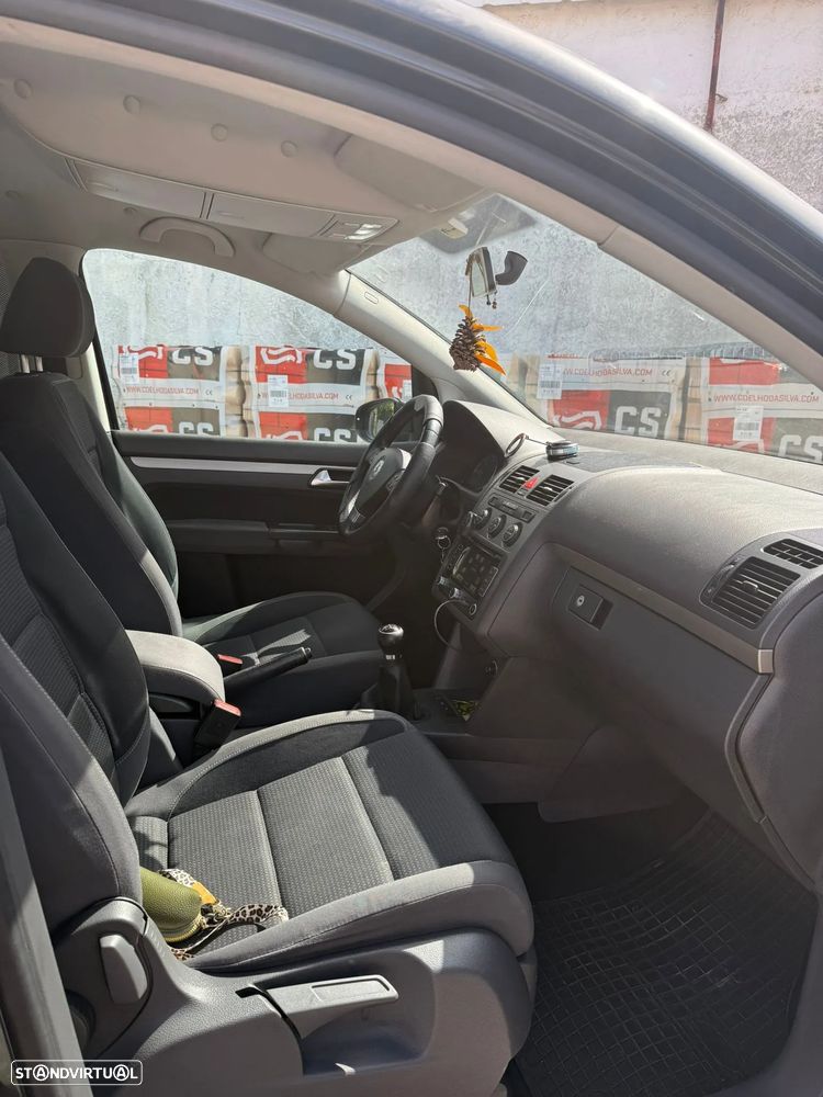 VW Touran 1.9 TDi Conceptl BlueM. 7L - 8