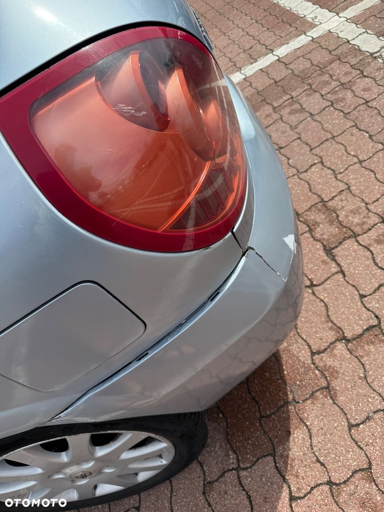 Nissan Almera 2.2 dCi Acenta - 10
