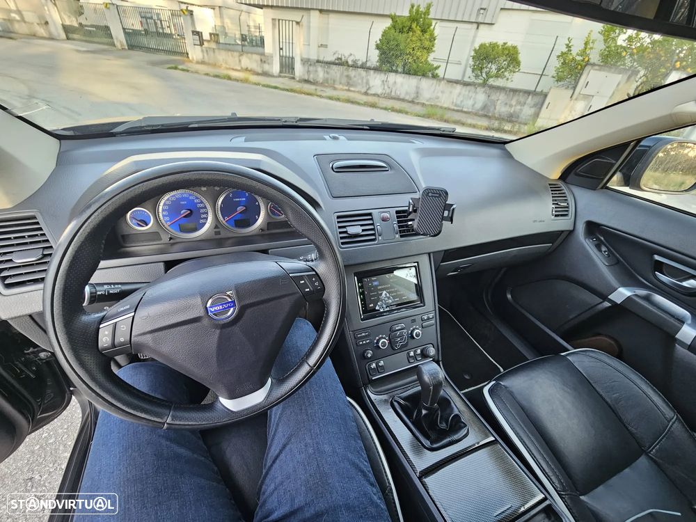 Volvo XC 90 2.4 D5 7L R-Design - 16