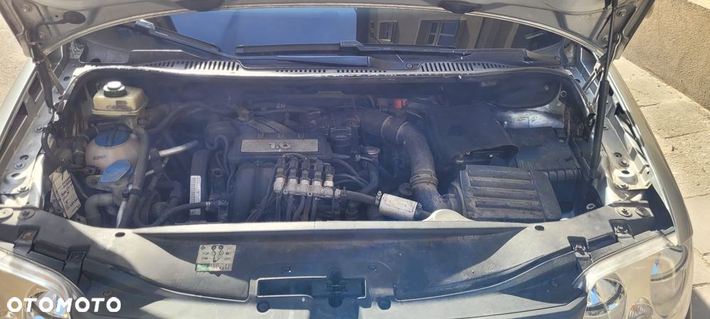 Volkswagen Caddy - 5