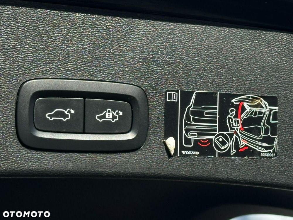 Volvo XC 40 T4 Plug-In Hybrid Inscription Expression Pro - 14