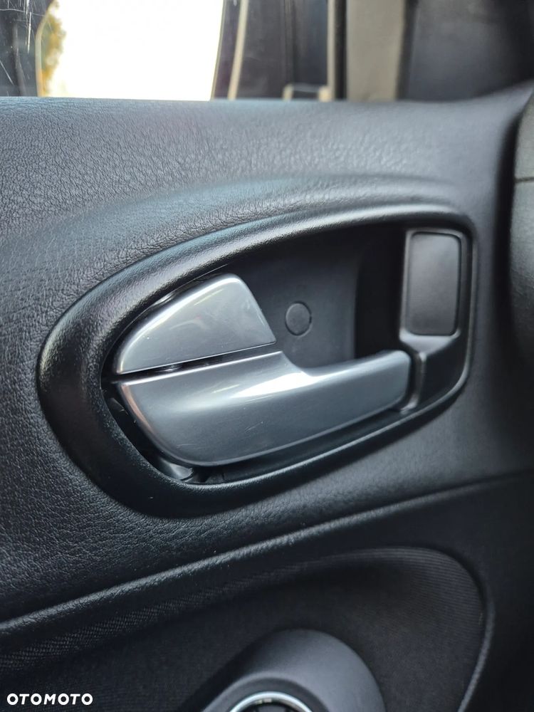 Ford S-Max 2.0 TDCi DPF Titanium - 21